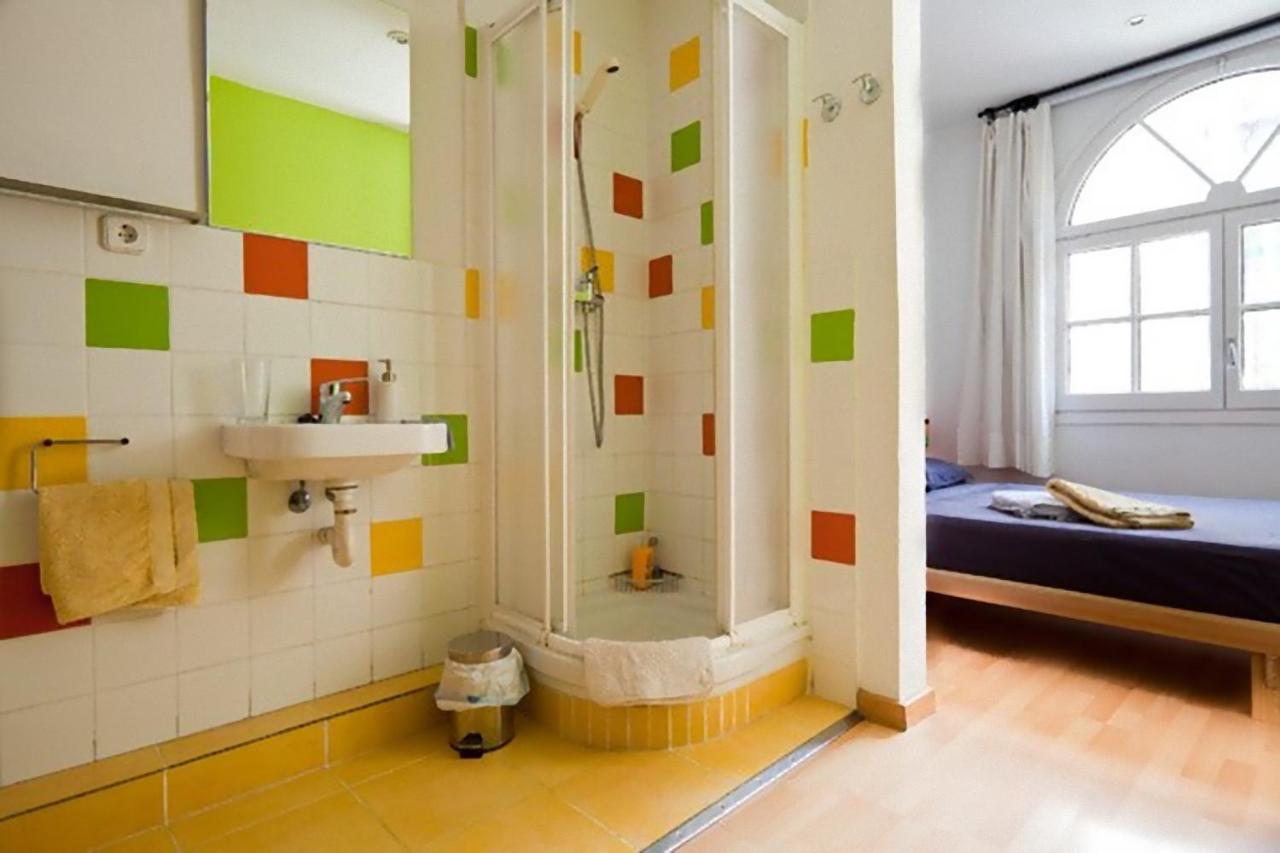 La Casa De Laura Nisia B&B Barcelona Buitenkant foto