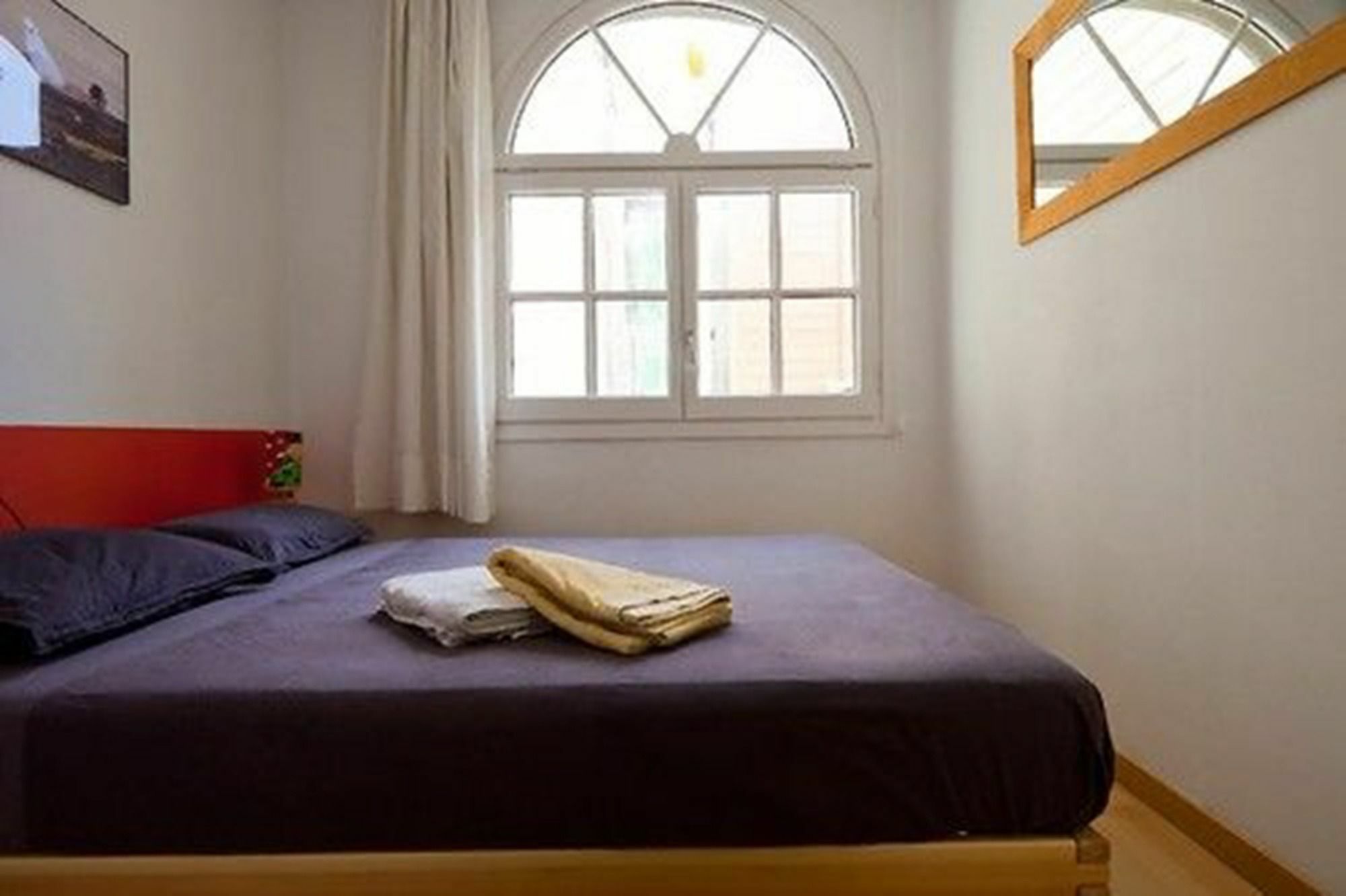 La Casa De Laura Nisia B&B Barcelona Buitenkant foto